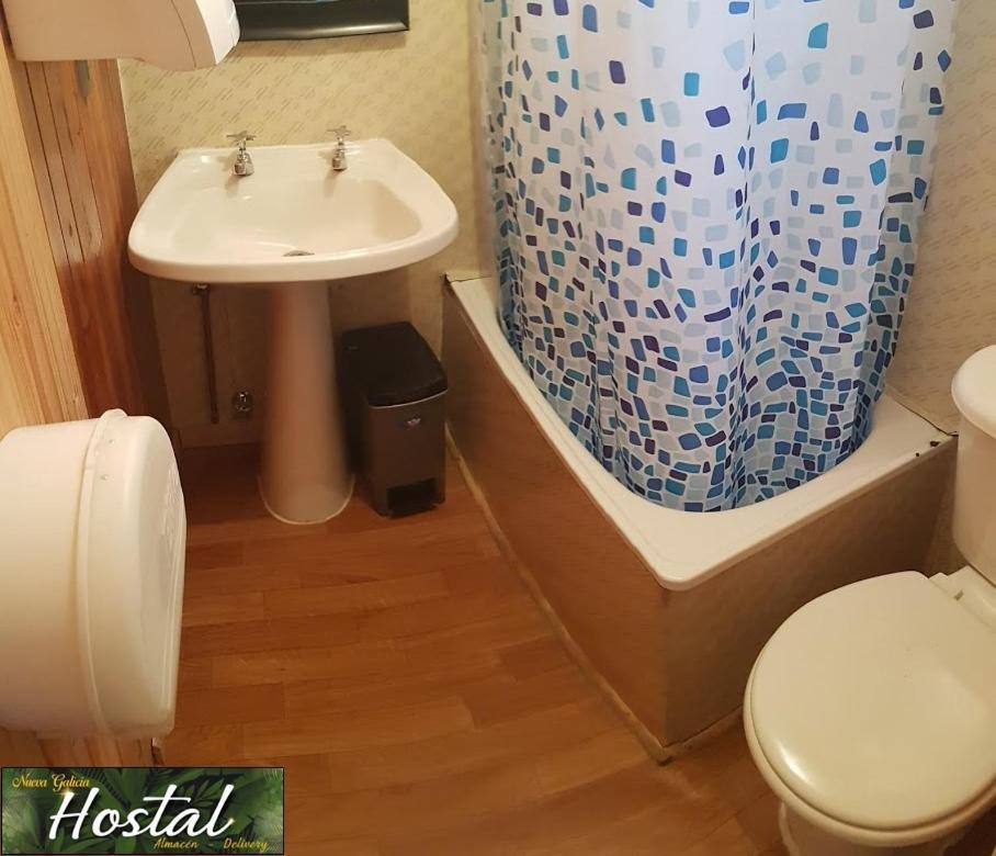 Hostal Nueva Galicia Castro Zewnętrze zdjęcie